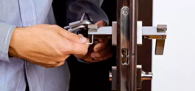 Commercial Door Lock Repair Commack
