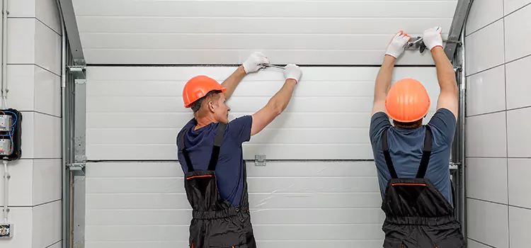 Choose Us for Your Garage Door Needs in Commack