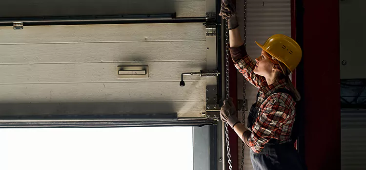 Addressing Common Garage Door Stoppage Issues in Commack, NY
