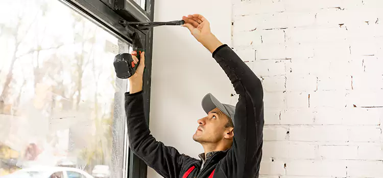 Why Choose Us for Your Door Closer Needs in Commack