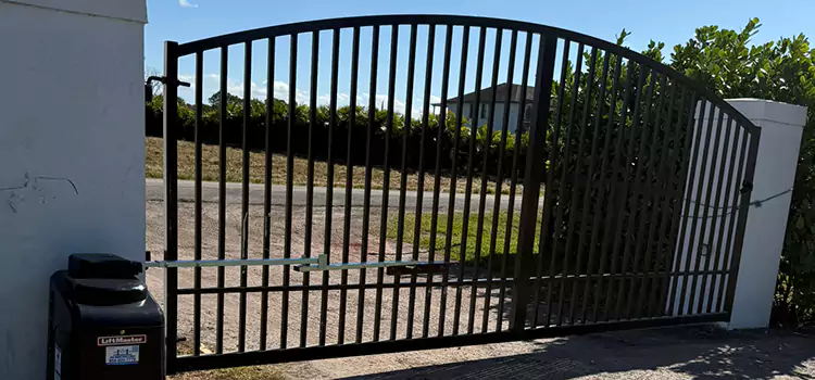 Driveway Fence Repair Commack